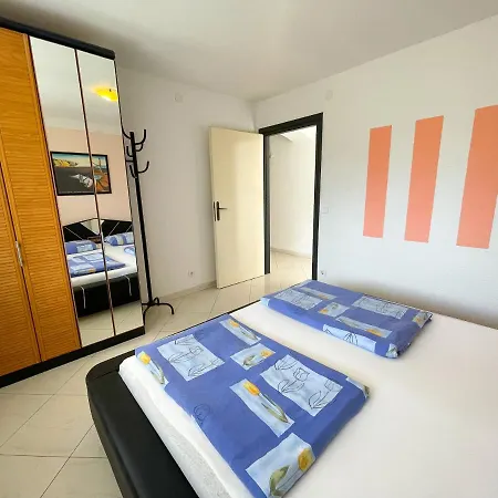 Апартаменты Toni *