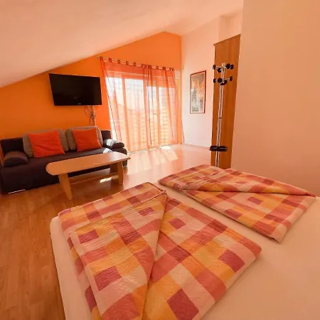 Apartament Toni