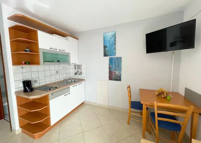 Toni 아파트